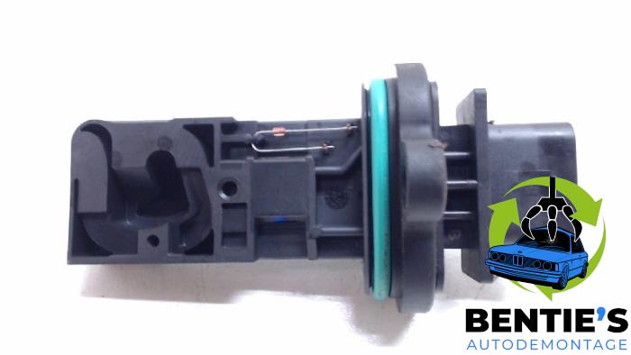 Usagé Débitmètre BMW 6 serie (E64) 650 i 4.8 V8 32V Prix € 60,00 Règlement à la marge proposé par Bentie's autodemontage