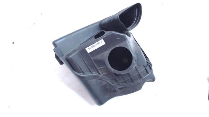 Usagé Luftfilterhus BMW 1 serie (E87/87N) 120i 16V Prix € 30,00 Règlement à la marge proposé par Bentie's autodemontage