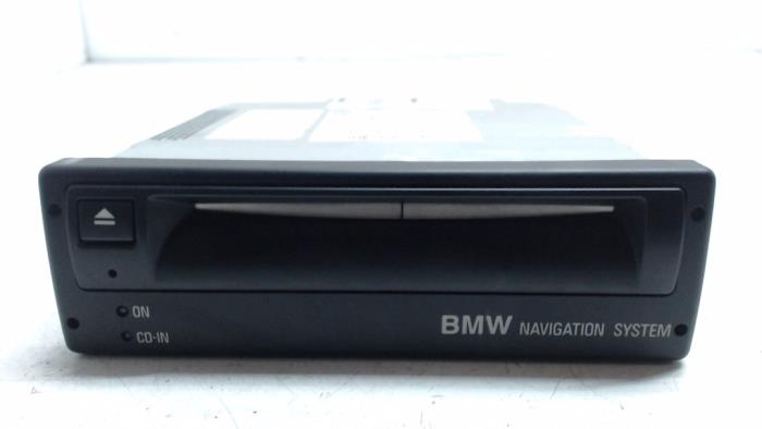Sistema de navegación de un BMW 5 serie (E39) 528i 24V 2000