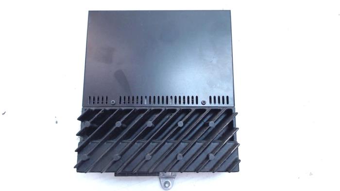 Radio amplifier from a BMW 1 serie (E87/87N) 120i 16V 2004