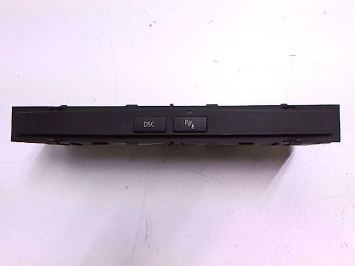 Switch (miscellaneous) from a BMW 5 serie (E60) 530d 24V 2003