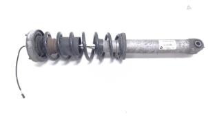 Used Rear shock absorber rod, left BMW 7 serie (E65/E66/E67) 730d,Ld 3.0 24V Price € 175,00 Margin scheme offered by Bentie's autodemontage