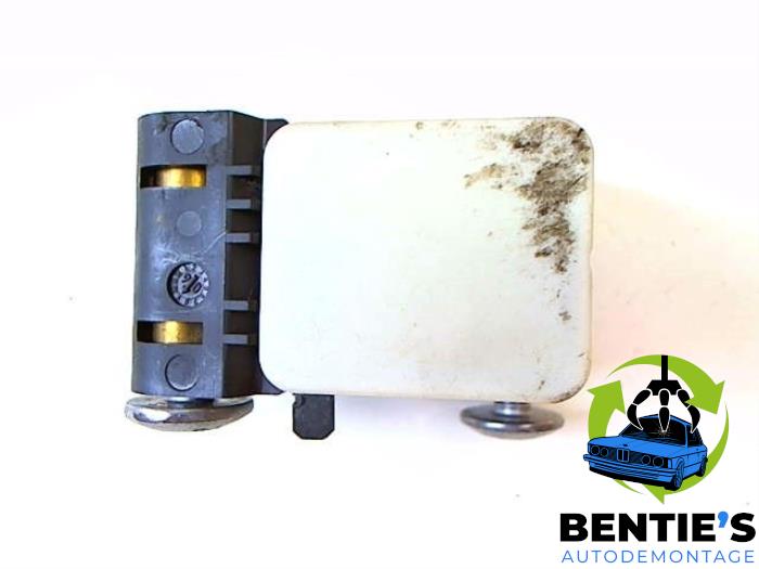 Begagnade Sensor (övriga) BMW 3 serie (E90) 318i 16V Pris € 10,00 Marginaltabell erbjuds av Bentie's autodemontage