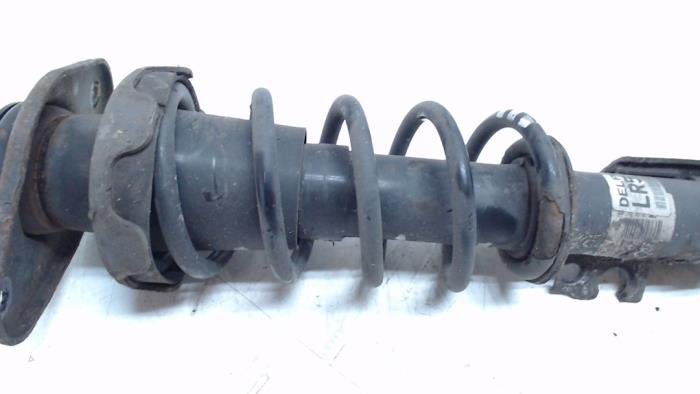Rear shock absorber rod, right from a MINI Mini (R56) 1.4 16V One 2007