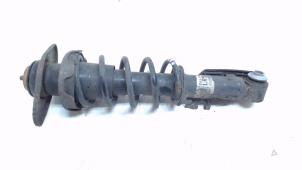 Used Rear shock absorber rod, right Mini Mini (R56) 1.4 16V One Price € 30,00 Margin scheme offered by Bentie's autodemontage