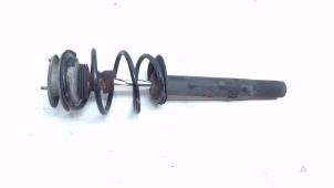 Used Front shock absorber rod, left BMW 5 serie (E39) 523i 24V Price € 35,00 Margin scheme offered by Bentie's autodemontage
