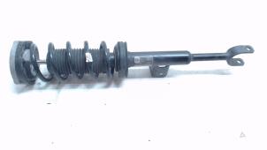 Used Front shock absorber rod, right BMW 5 serie Touring (G31) 520i 2.0 TwinPower Turbo 16V Price € 95,00 Margin scheme offered by Bentie's autodemontage
