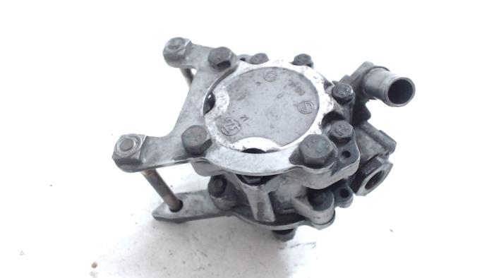 Power steering pump from a BMW 3 serie (E46/4) 318i 1998