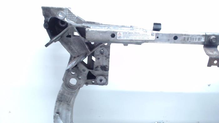 Subframe from a BMW 5 serie (F10) 530d 24V 2010