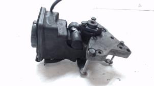 Used Power steering pump BMW 3 serie Compact (E46/5) 318td 16V Price € 35,00 Margin scheme offered by Bentie's autodemontage