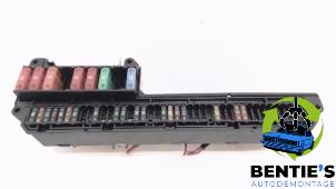 Used Fuse box BMW 5 serie (E60) 525d 24V Price € 20,00 Margin scheme offered by Bentie's autodemontage