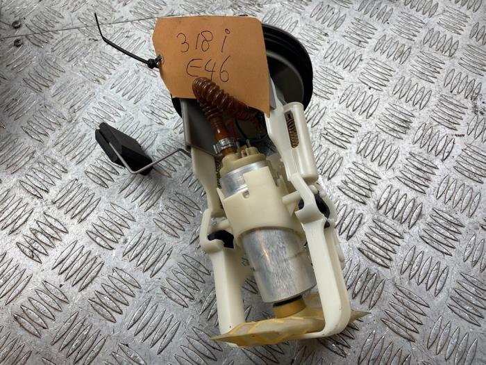 Gebrauchte Benzinpumpe BMW 3 serie (E46/4) 318i Preis € 39,95 Margenregelung angeboten von Bentie's autodemontage