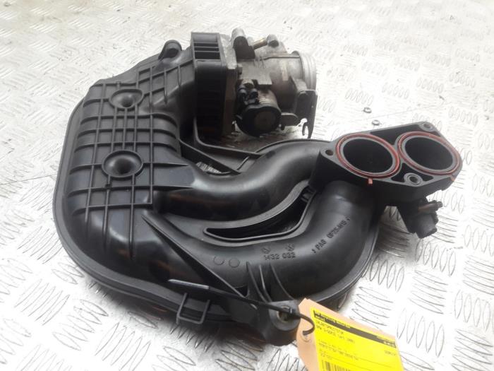 Gebrauchte Ansaugbrugge BMW 3 serie (E46/4) 318i Preis € 30,00 Margenregelung angeboten von Bentie's autodemontage