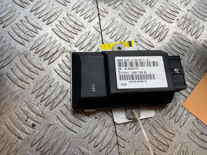 Begagnade Rattstångmodul BMW 7 serie (E65/E66/E67) 745i,Li 4.4 V8 32V Pris € 50,00 Marginaltabell erbjuds av Bentie's autodemontage