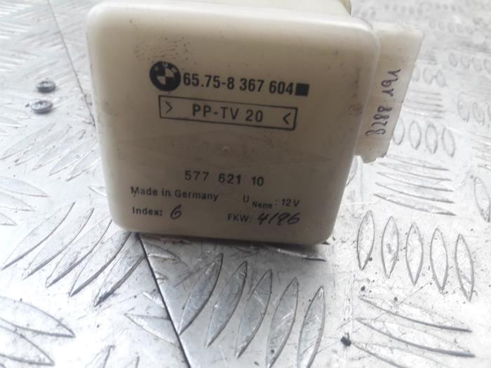 Begagnade Larmmodul BMW 5 serie (E39) 540i 32V Pris € 50,00 Marginaltabell erbjuds av Bentie's autodemontage