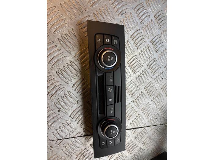 Używane Panel climatronic BMW 1 serie (E87/87N) 116i 1.6 16V Cena € 50,00 Procedura marży oferowane przez Bentie's autodemontage