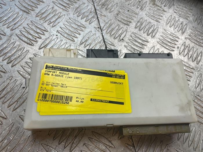 Używane Modul Comfort BMW 5 serie (E39) 523i 24V Cena € 40,00 Procedura marży oferowane przez Bentie's autodemontage