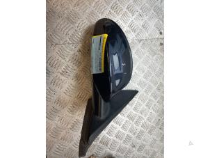 Used Wing mirror, right BMW 1 serie (E81) 116i 1.6 16V Price € 50,00 Margin scheme offered by Bentie's autodemontage