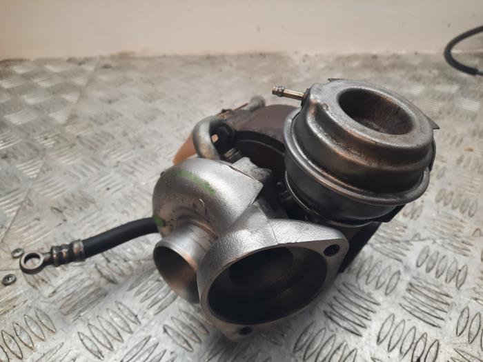 Używane Turbo BMW 3 serie Compact (E46/5) 320td 16V Cena € 200,00 Procedura marży oferowane przez Bentie's autodemontage
