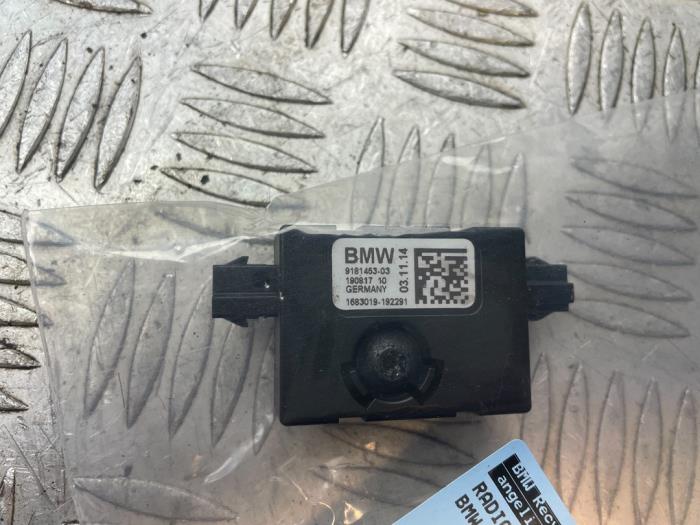 Modul radiowy z BMW 1 serie (F21) 114i 1.6 16V 2014