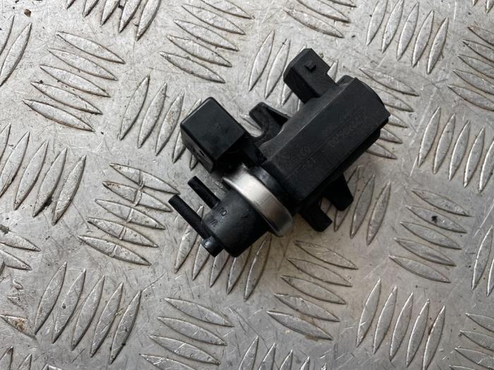 Usagé Régulateur pression turbo BMW 3 serie (E46/2) 320 Cd 16V Prix € 20,00 Règlement à la marge proposé par Bentie's autodemontage