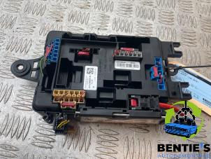 Usados Caja de fusibles BMW 1 serie (F20) 116d 1.5 12V TwinPower Precio € 25,00 Norma de margen ofrecido por Bentie's autodemontage