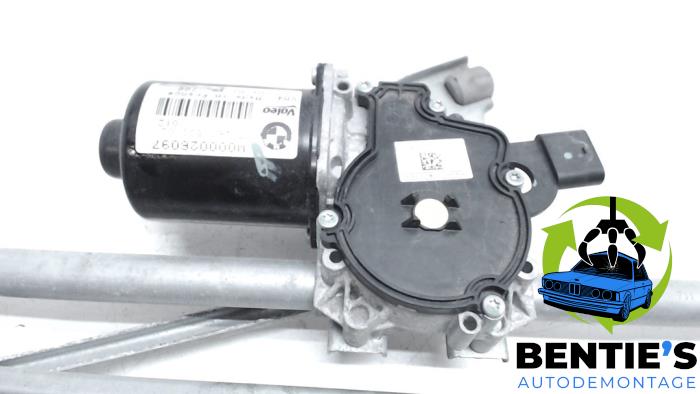 Wiper mechanism from a BMW 1 serie (F20) 120d 2.0 16V 2012