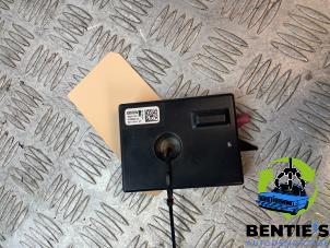 Used Antenna Amplifier BMW 1 serie (F20) 116d 1.5 12V TwinPower Price € 15,00 Margin scheme offered by Bentie's autodemontage