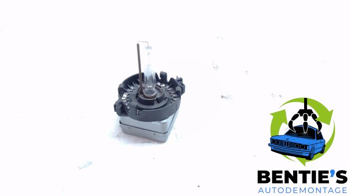 Begagnade Xenon-starter BMW 5 serie Touring (E61) 530d 24V Pris € 30,00 Marginaltabell erbjuds av Bentie's autodemontage