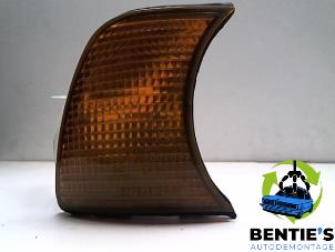 Usagé Feu clignotant droit BMW 5 serie (E34) 520i Prix € 10,00 Règlement à la marge proposé par Bentie's autodemontage