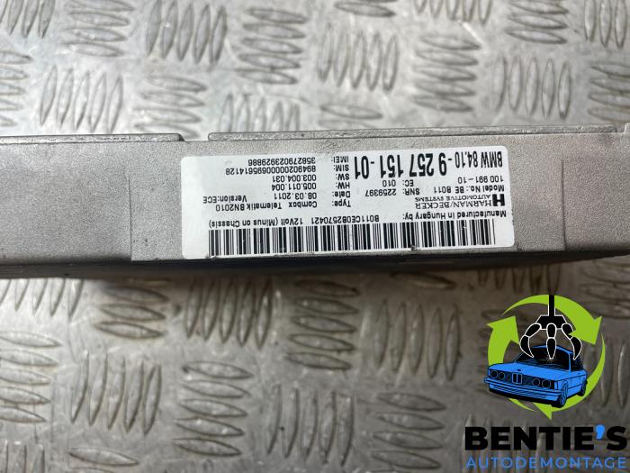 Bluetooth module from a BMW 3 serie Touring (F31) 320i 2.0 16V 2012