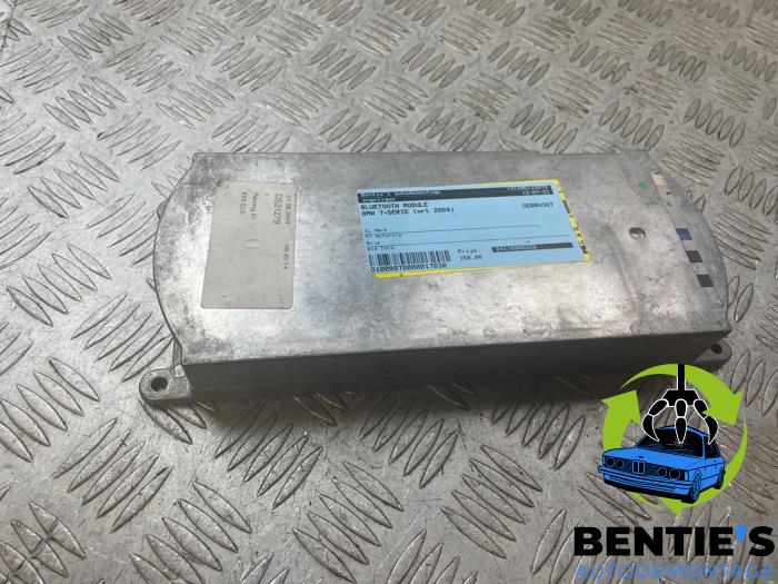 Begagnade Bluetooth-modul BMW 7 serie (E65/E66/E67) 730i,Li 24V Pris € 150,00 Marginaltabell erbjuds av Bentie's autodemontage