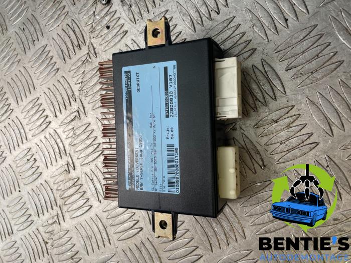 Usagé Module (divers) BMW 7 serie (E38) 750i/iL Prix € 50,00 Règlement à la marge proposé par Bentie's autodemontage
