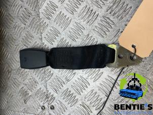 Used Rear seatbelt buckle, centre BMW 7 serie (E38) 750i/iL Price € 25,00 Margin scheme offered by Bentie's autodemontage