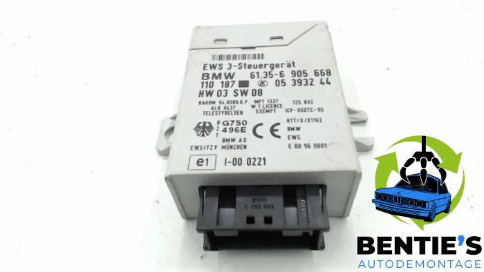 Używane Modul immobilizera BMW 5 serie Touring (E39) 520d 16V Cena € 25,00 Procedura marży oferowane przez Bentie's autodemontage
