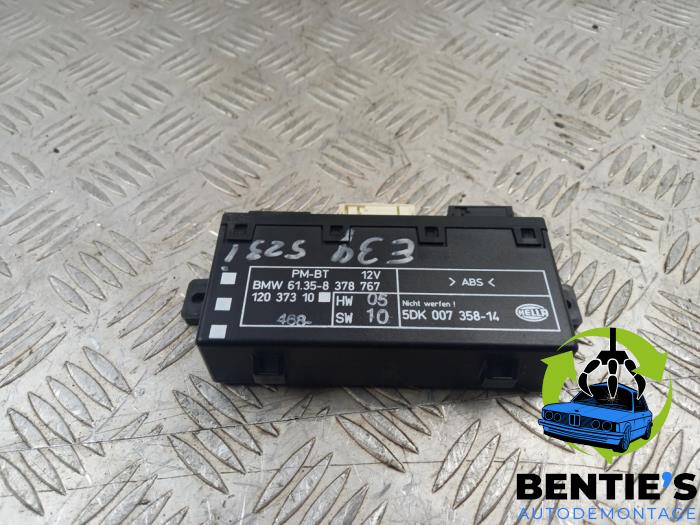 Usagé Module confort BMW 5 serie (E39) 523i 24V Prix € 15,00 Règlement à la marge proposé par Bentie's autodemontage