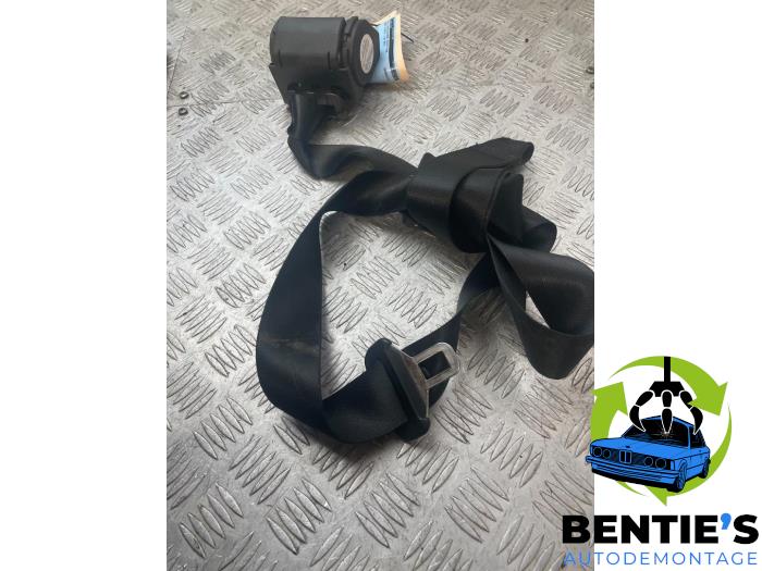 Front seatbelt, right from a BMW 3 serie (E46/2) 318 Ci 2001