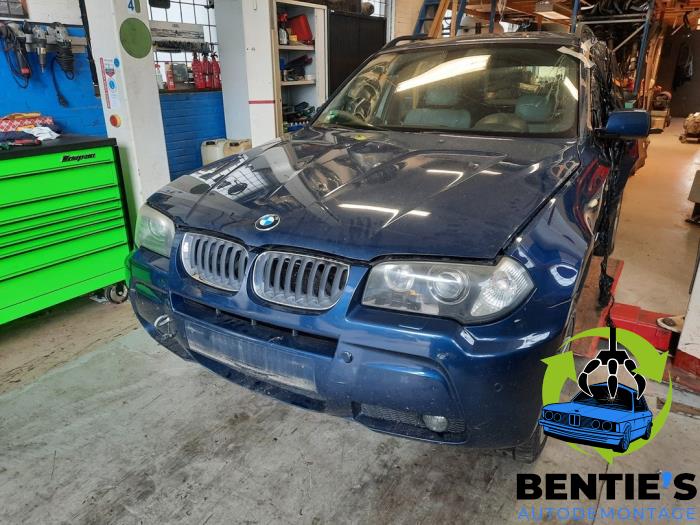 Używane Przód kompletny BMW X3 (E83) 3.0i xDrive 24V Cena € 750,00 Procedura marży oferowane przez Bentie's autodemontage