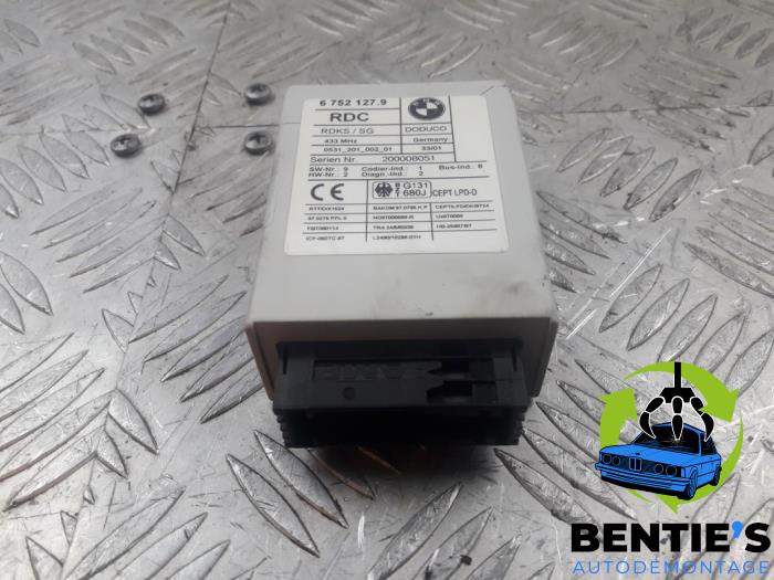 Begagnade Luftfjädringsmodul BMW 5 serie Touring (E39) 530d 24V Pris € 45,00 Marginaltabell erbjuds av Bentie's autodemontage