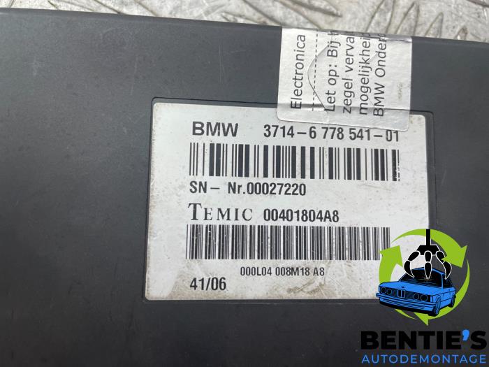 Sterownik zawieszenia z BMW 7 serie (E65/E66/E67) 730d,Ld 3.0 24V 2006