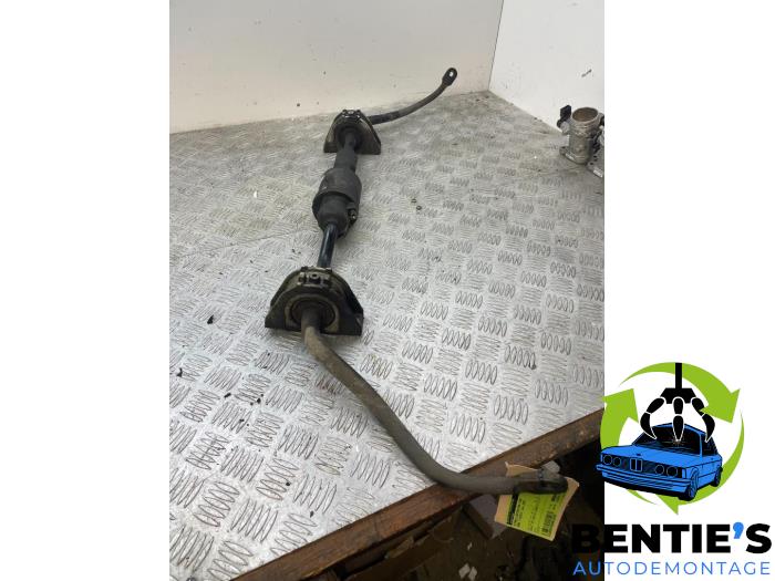 Używane Stabilizator przód BMW 7 serie (E65/E66/E67) 745d 4.4 V8 32V Cena € 100,00 Procedura marży oferowane przez Bentie's autodemontage