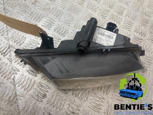 Used Fog light lens, front right BMW 1 serie (E87/87N) 116i 2.0 16V Price € 20,00 Margin scheme offered by Bentie's autodemontage
