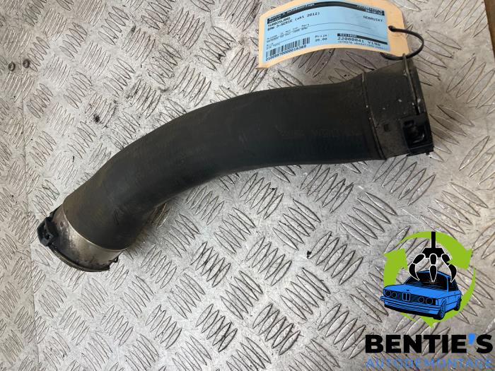 Gebrauchte Turboschlauch BMW 3 serie (F30) 318d 2.0 16V Preis € 25,00 Margenregelung angeboten von Bentie's autodemontage