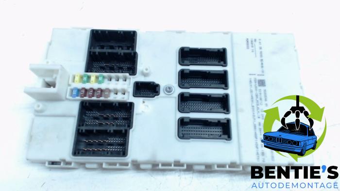 Fuse box BMW 1 serie 116d 1.6 16V Efficient Dynamics - 61359387257