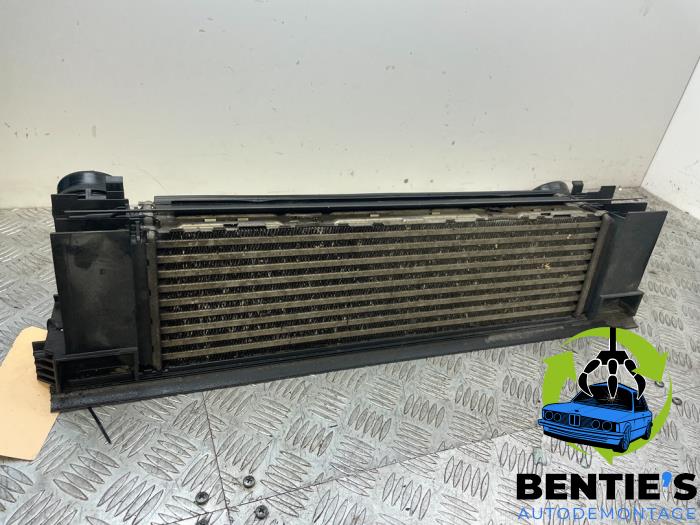 Used Intercooler BMW 3 serie (F30) 318d 2.0 16V Price € 70,00 Margin scheme offered by Bentie's autodemontage