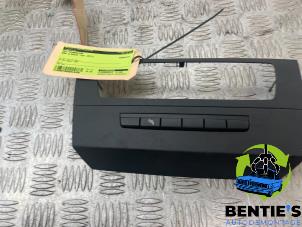 Usados Interruptor PDC BMW 3 serie (E90) 318i 16V Precio € 25,00 Norma de margen ofrecido por Bentie's autodemontage