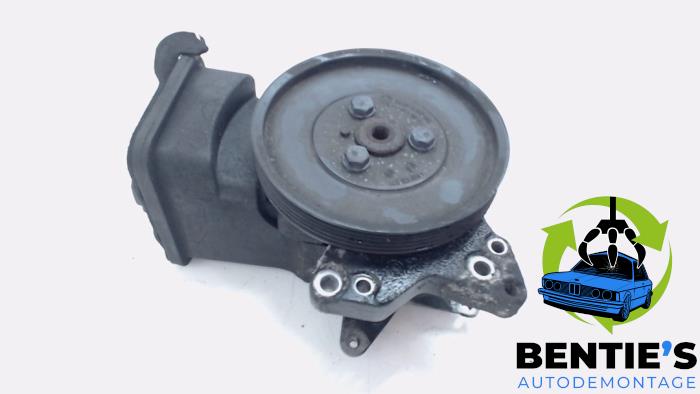 Usagé Pompe de direction BMW 5 serie (E39) 530d 24V Prix € 65,00 Règlement à la marge proposé par Bentie's autodemontage
