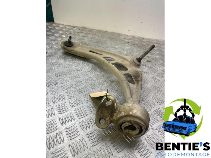 Front wishbone, left from a BMW 3 serie Touring (E46/3) 320i 24V 2002