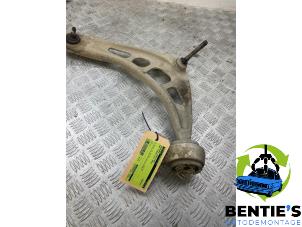 Used Front wishbone, left BMW 3 serie Touring (E46/3) 320i 24V Price € 35,00 Margin scheme offered by Bentie's autodemontage