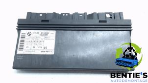 Usados Ordenador body control BMW 5 serie (E60) 520i 24V Precio € 75,00 Norma de margen ofrecido por Bentie's autodemontage